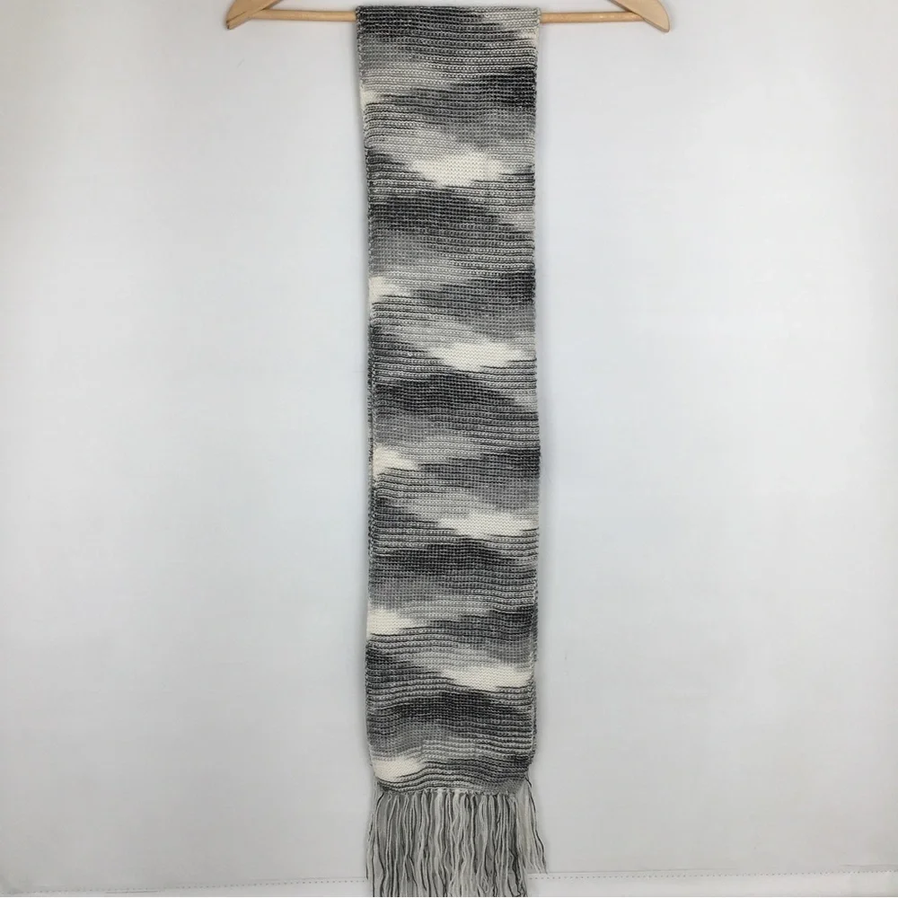 Peruvian Alpaca Genuino Soft Cozy Knit Winter Scarf Gray Cream Fringe Unisex